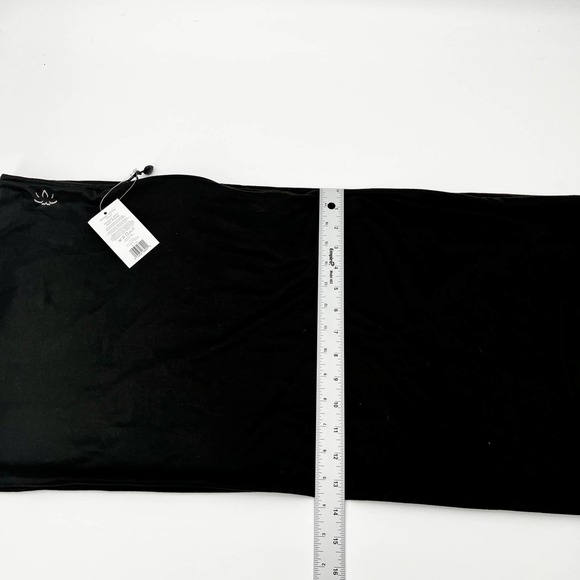 NWT Beyond Yoga Black Infinity Scarf Soft Jersey Pocket Wrap Scarf BRAND NEW - Picture 6 of 9
